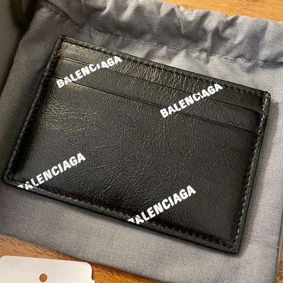 NEW Balenciaga Logo Black Leather Card Case - Picture 3 of 5